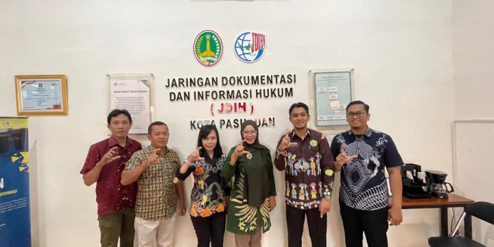 STUDY BANDING PENGELOLAAN JARINGAN DOKUMENTASI DAN INFORMASI HUKUM DI JDIH KOTA PASURUAN